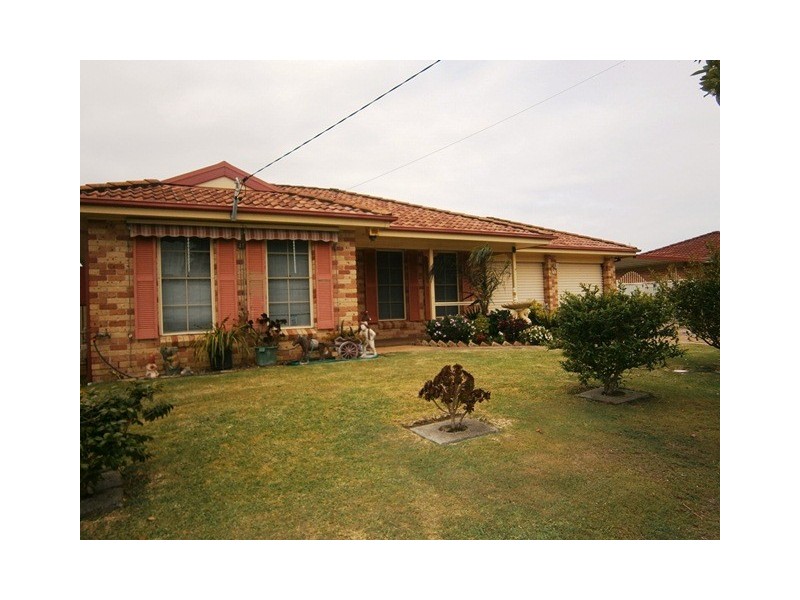 59 Scenic Circle, Budgewoi NSW 2262