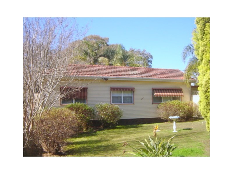16 Kalang Avenue, Buff Point NSW 2262
