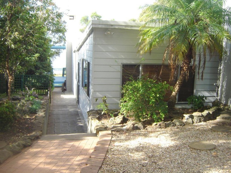 51 Sunrise Avenue, Budgewoi NSW 2262