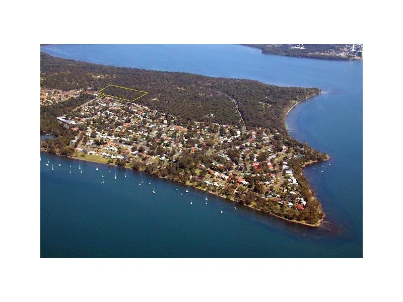 75 Yeramba Road, Summerland Point NSW 2259