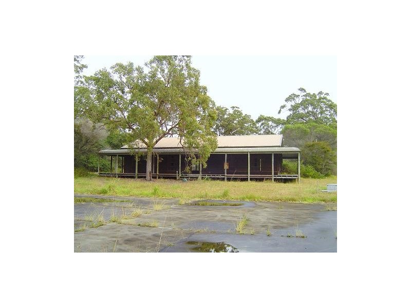 30 Summerland Road, Summerland Point NSW 2259