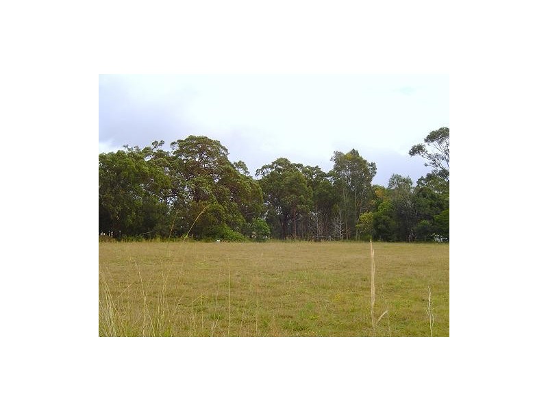 30 Summerland Road, Summerland Point NSW 2259