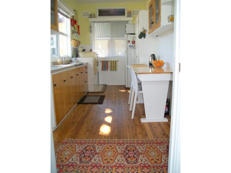 37 Murraba Crescent, Gwandalan NSW 2259