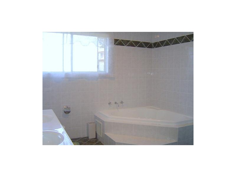 10 Aldinga Road, Gwandalan NSW 2259