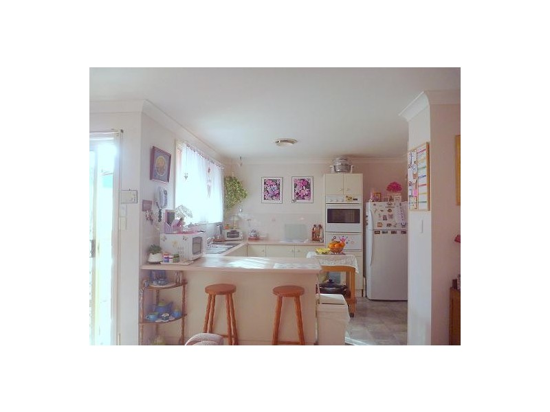 14 Government Road, Summerland Point NSW 2259