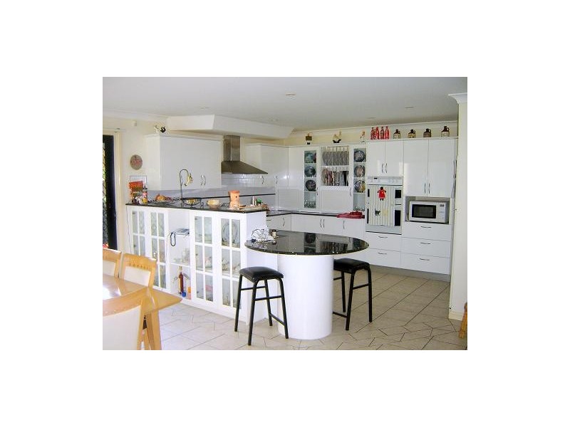 18 Ginganup Road, Summerland Point NSW 2259