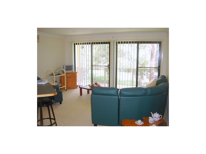 18 Ginganup Road, Summerland Point NSW 2259