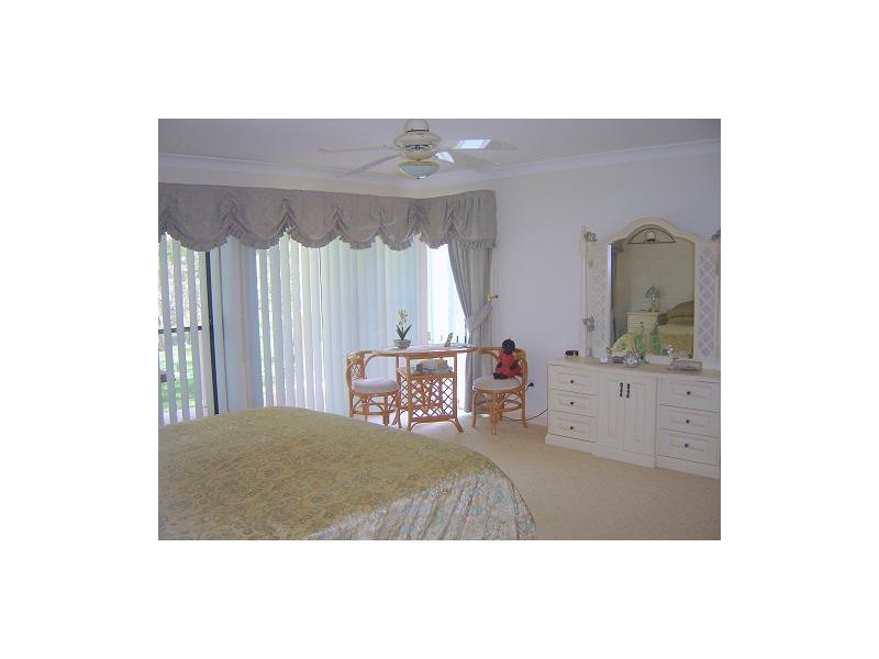 18 Ginganup Road, Summerland Point NSW 2259