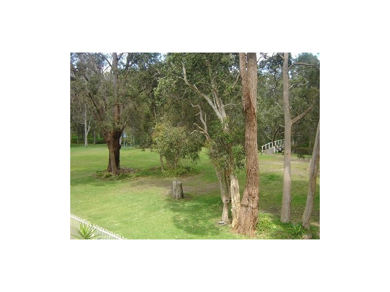 18 Ginganup Road, Summerland Point NSW 2259