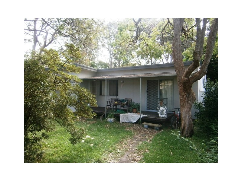 20 Murrumbong Road, Summerland Point NSW 2259