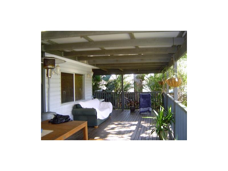 17 Ourringo Street, Budgewoi NSW 2262