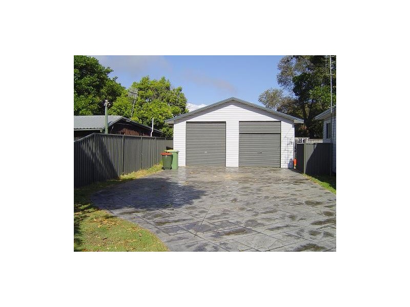 17 Ourringo Street, Budgewoi NSW 2262