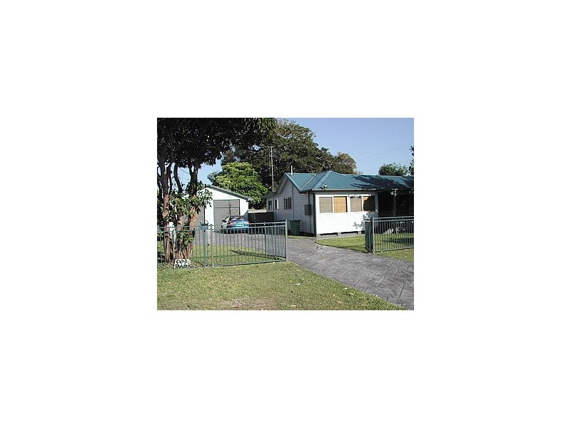 17 Ourringo Street, Budgewoi NSW 2262