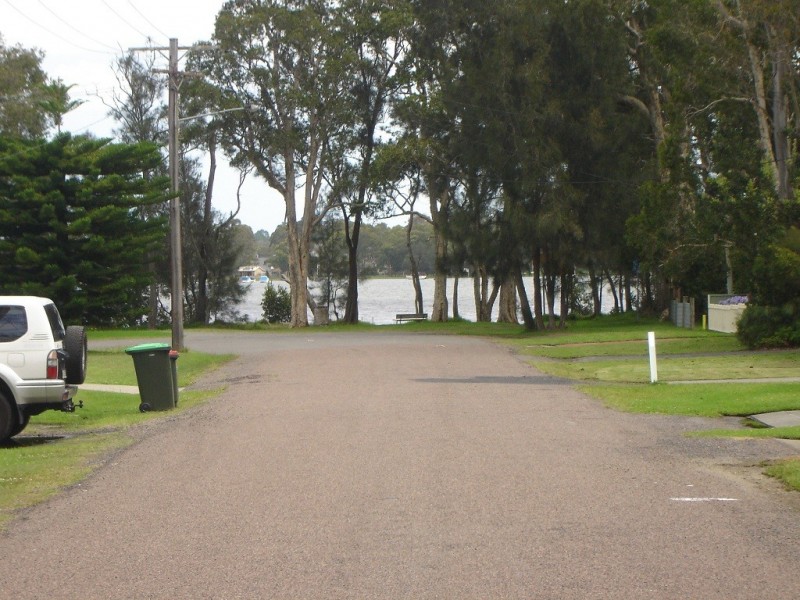 5 Sunset Parade, Chain Valley Bay NSW 2259