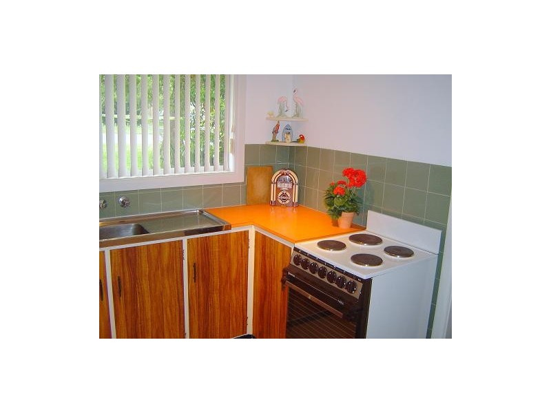 75 Sunrise Avenue, Budgewoi NSW 2262