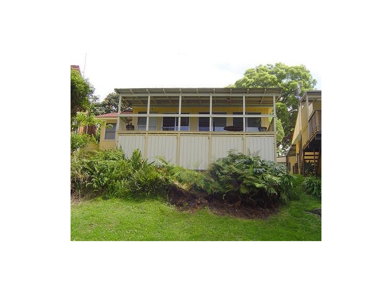 75 Sunrise Avenue, Budgewoi NSW 2262