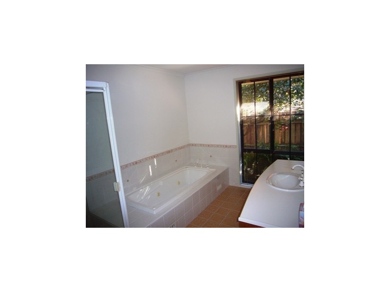 4 Starboard Row, Lake Munmorah NSW 2259