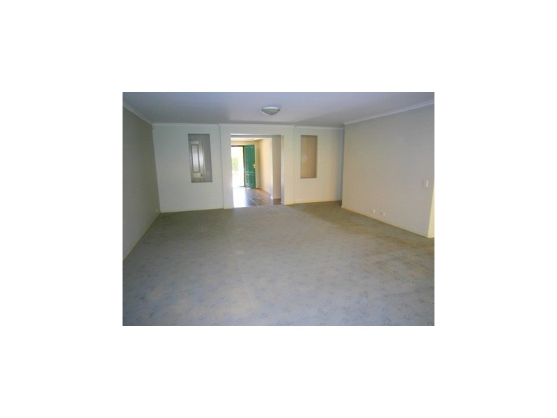 4 Starboard Row, Lake Munmorah NSW 2259