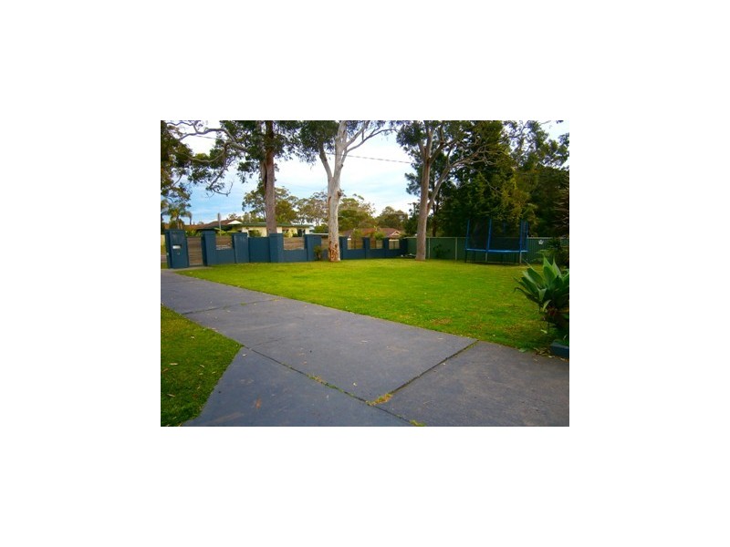 64 Narambi Road, Buff Point NSW 2262