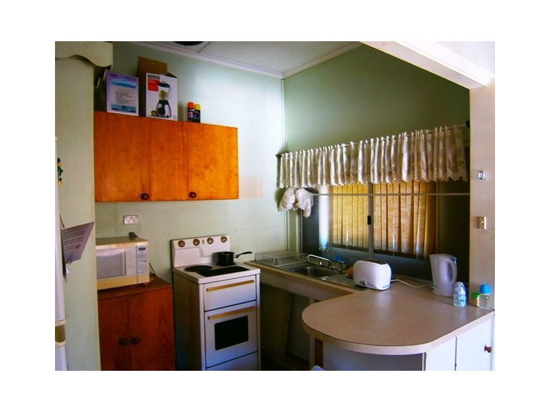 52 Natuna Avenue, Budgewoi NSW 2262