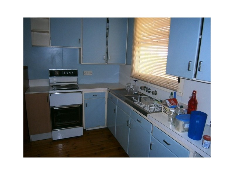 2 Ourringo Street, Budgewoi NSW 2262