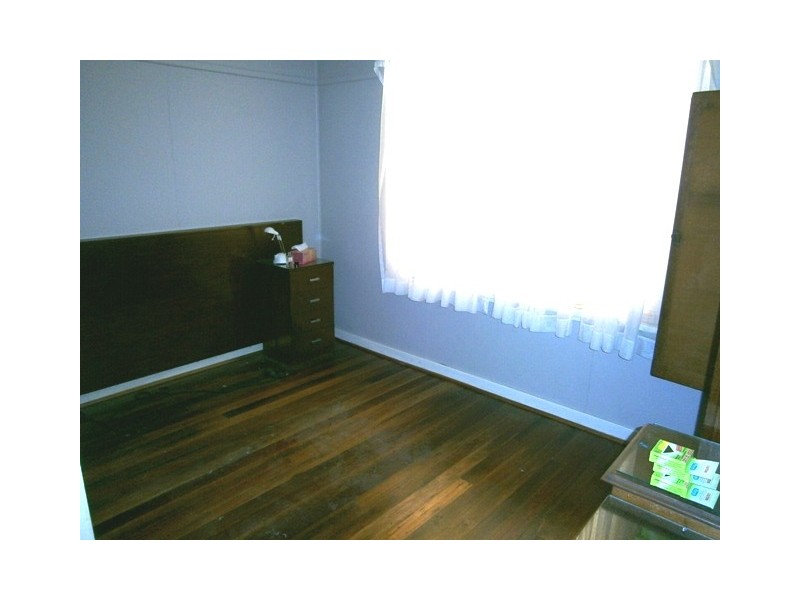 2 Ourringo Street, Budgewoi NSW 2262