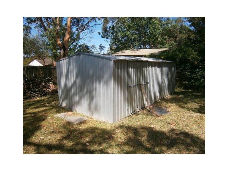 30 Yeramba Rd, Summerland Point NSW 2259