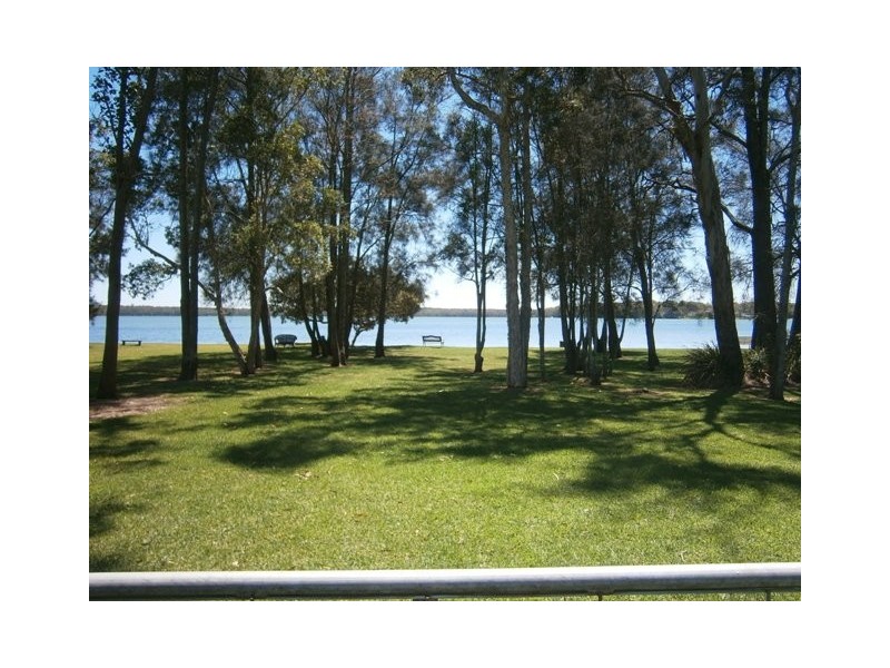 7 Lakeshore Avenue, Chain Valley Bay NSW 2259