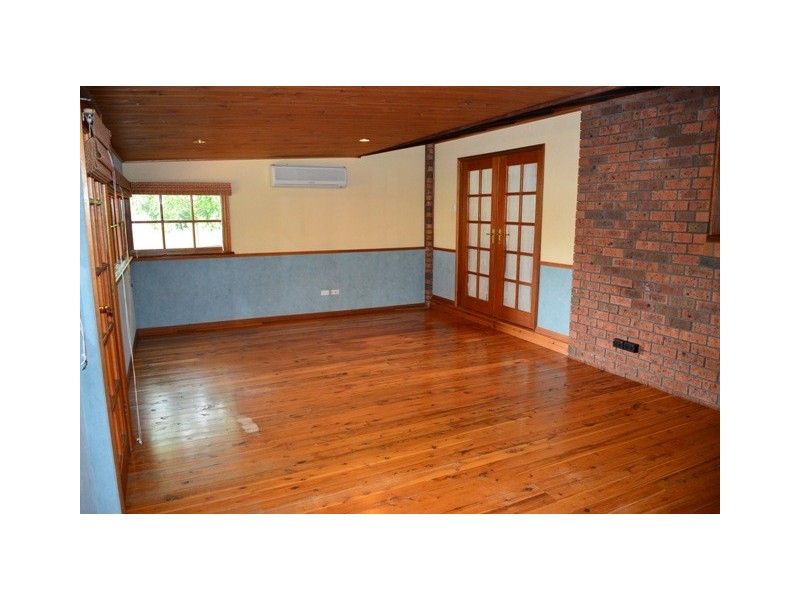 46 Yeramba Road, Summerland Point NSW 2259