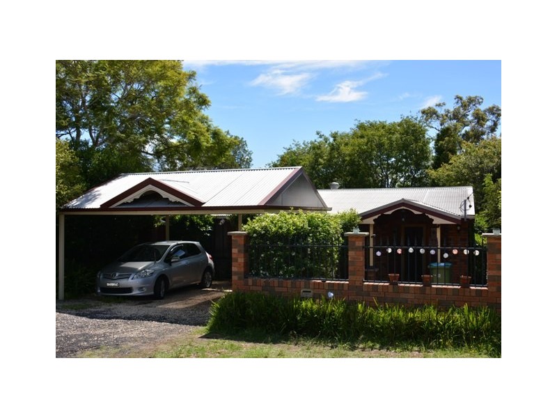 46 Yeramba Road, Summerland Point NSW 2259