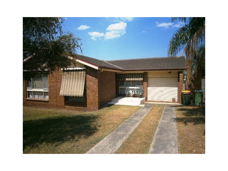 16 Kalani Street, Budgewoi NSW 2262