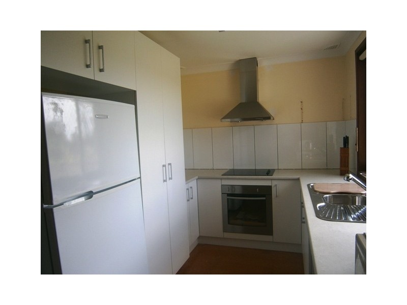 16 Kalani Street, Budgewoi NSW 2262