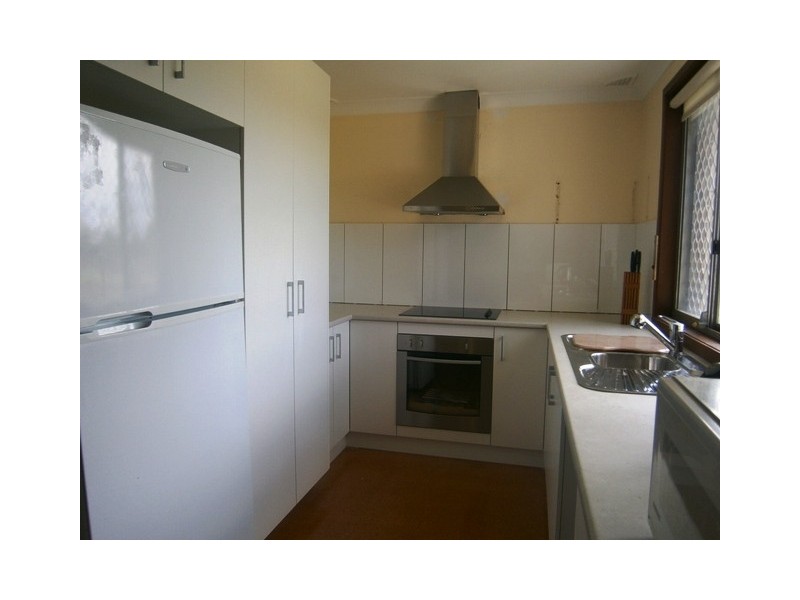 16 Kalani Street, Budgewoi NSW 2262