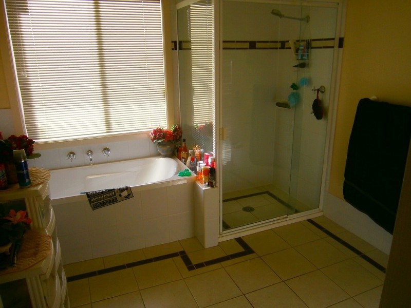 4 Watanga Crescent, Wyee Point NSW 2259