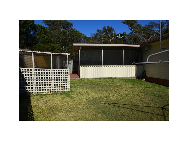 85 Yeramba Road, Summerland Point NSW 2259