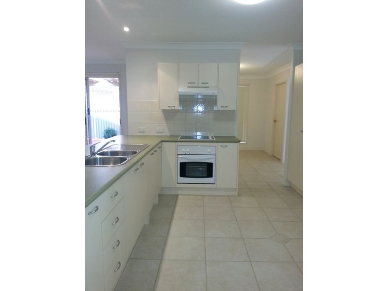 36 Tradewinds Avenue, Summerland Point NSW 2259