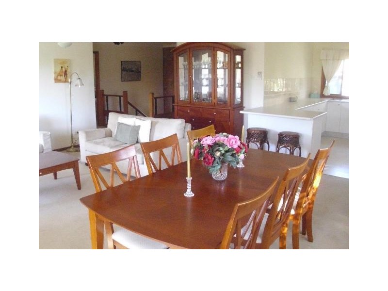 9 Lloyd Avenue, Chain Valley Bay NSW 2259