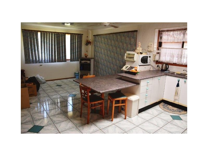 47 Warrina Avenue, Summerland Point NSW 2259