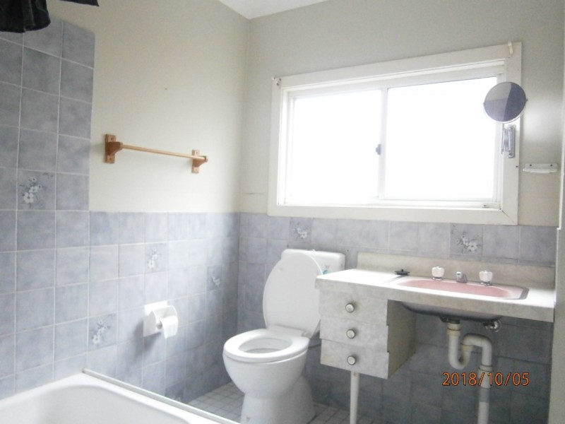 12 Kookaburra Avenue, Lake Munmorah NSW 2259