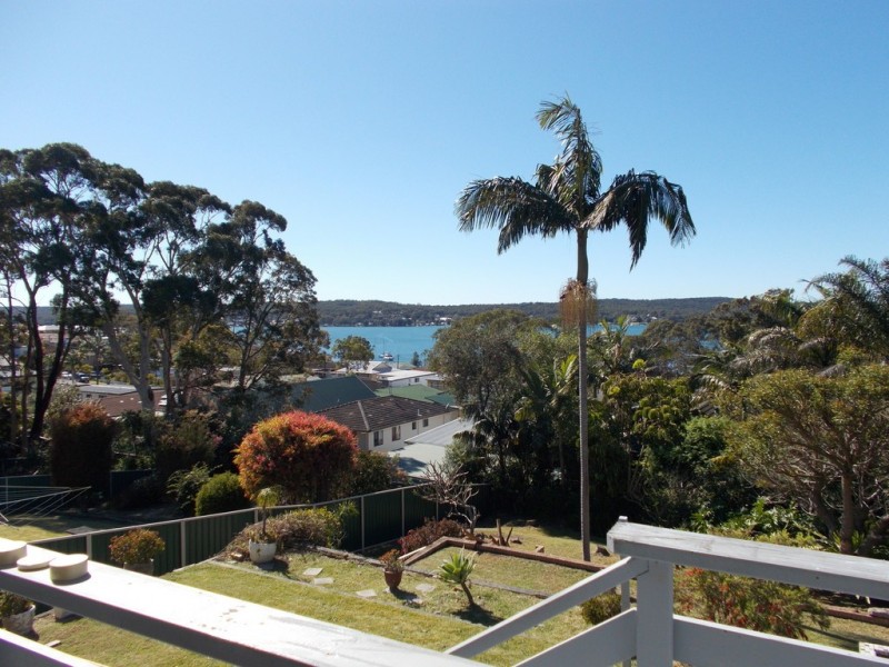 24 Murraba Crescent, Gwandalan NSW 2259