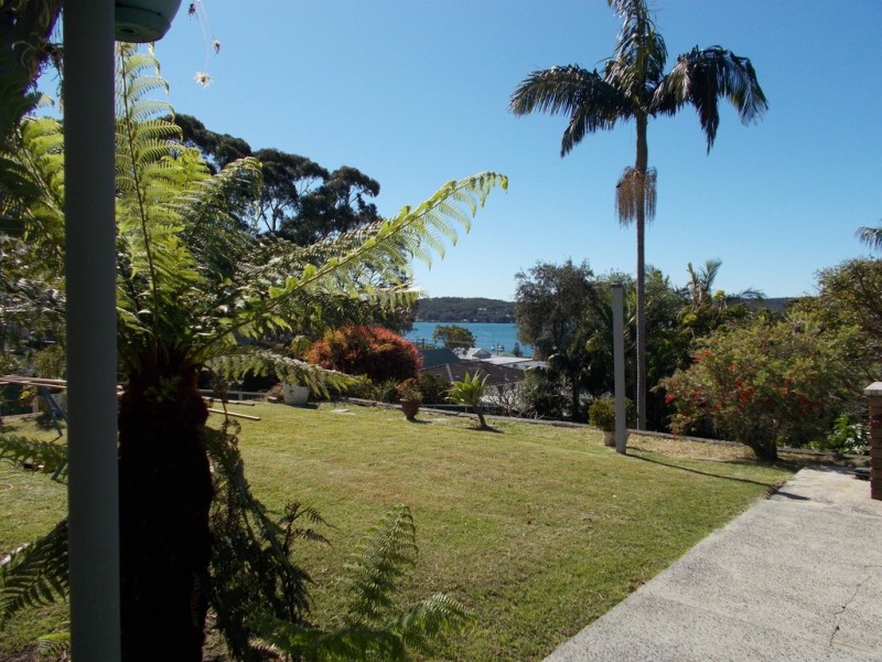 24 Murraba Crescent, Gwandalan NSW 2259