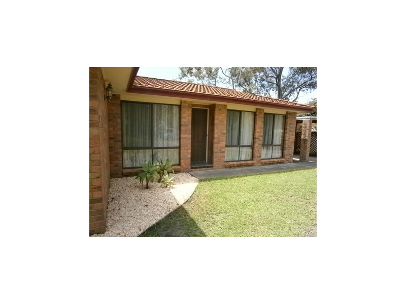 42A Warrina Avenue, Summerland Point NSW 2259