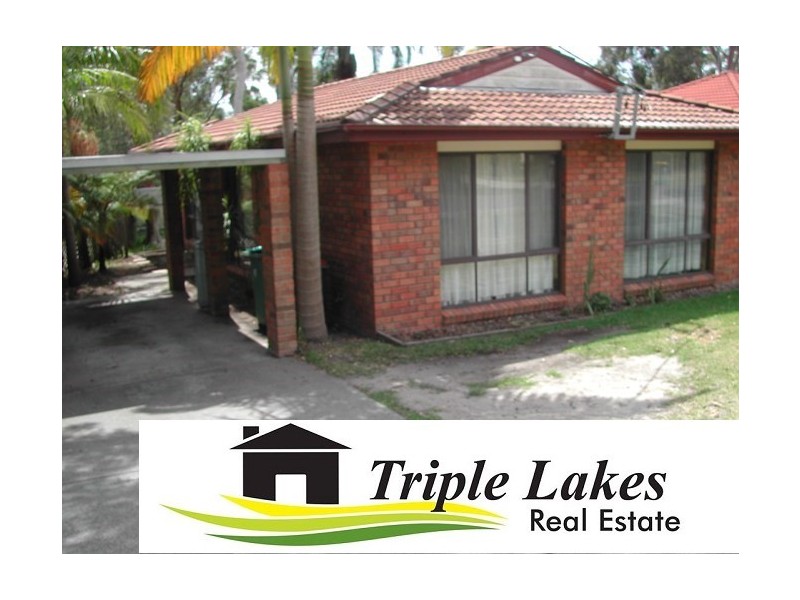 42B Warrina Ave, Summerland Point NSW 2259