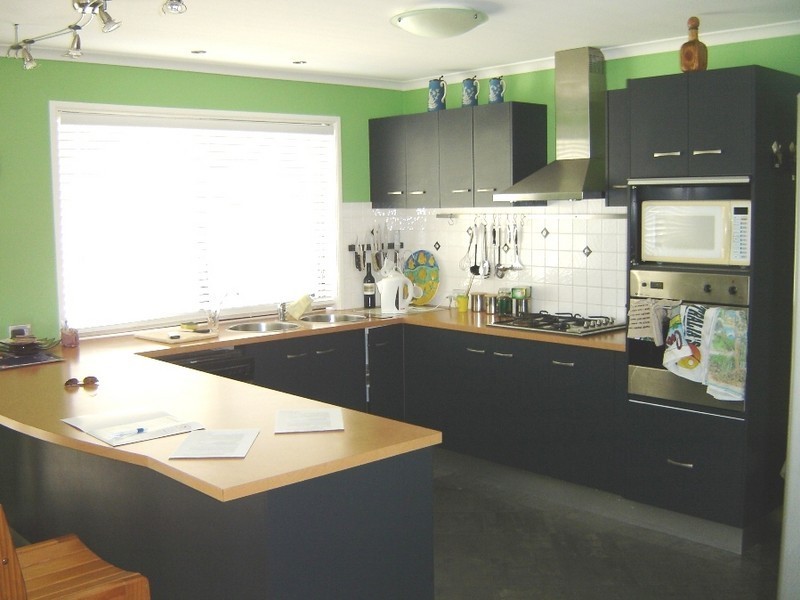 2 Cuttlefish Close, Lake Munmorah NSW 2259