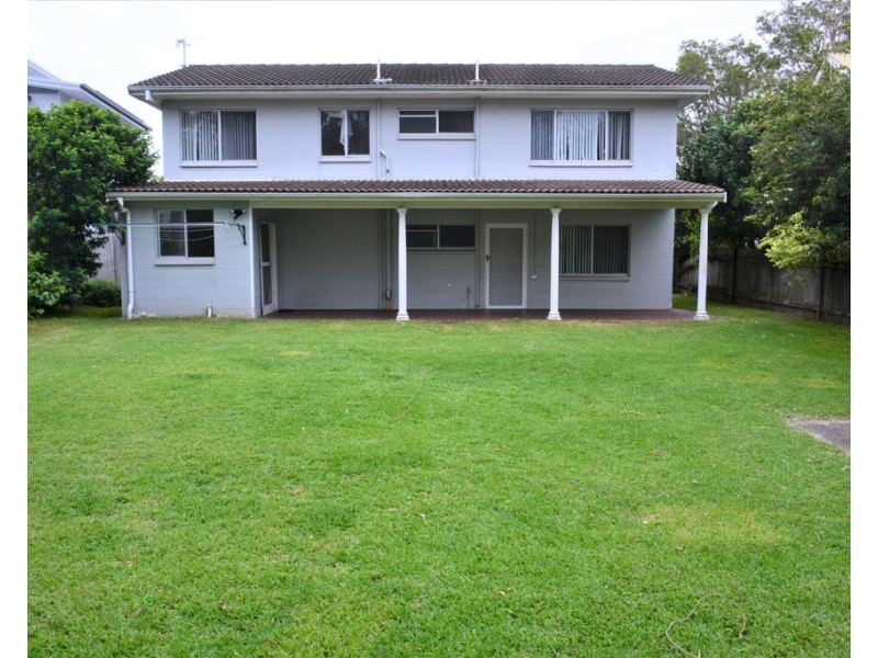 127 Buff point Ave, Buff Point NSW 2262