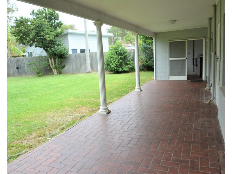 127 Buff point Ave, Buff Point NSW 2262