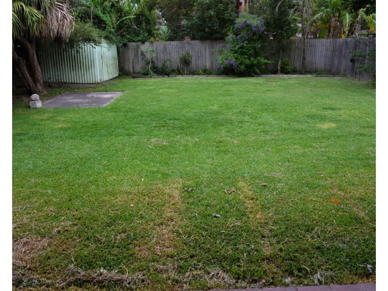 127 Buff point Ave, Buff Point NSW 2262