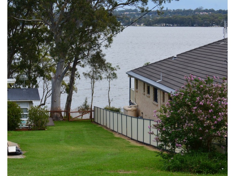 127 Buff point Ave, Buff Point NSW 2262