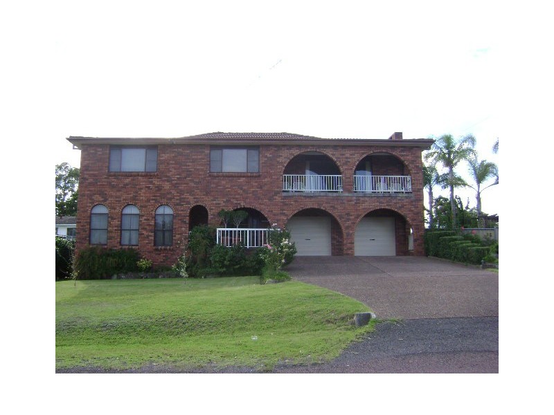 35 Winbin Crescent, Gwandalan NSW 2259