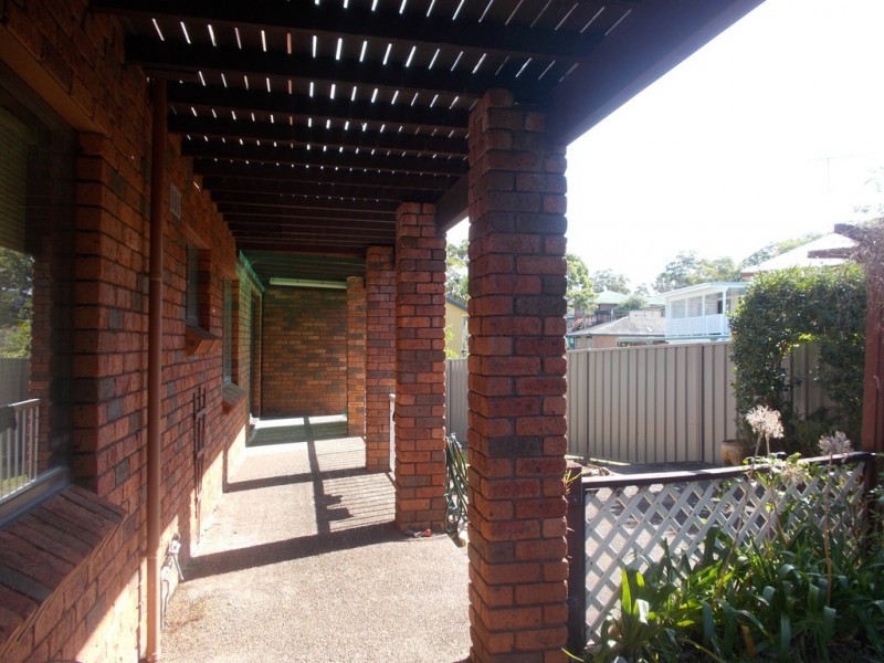 35 Winbin Crescent, Gwandalan NSW 2259